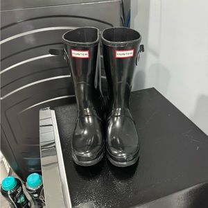 Hunter boots size 8